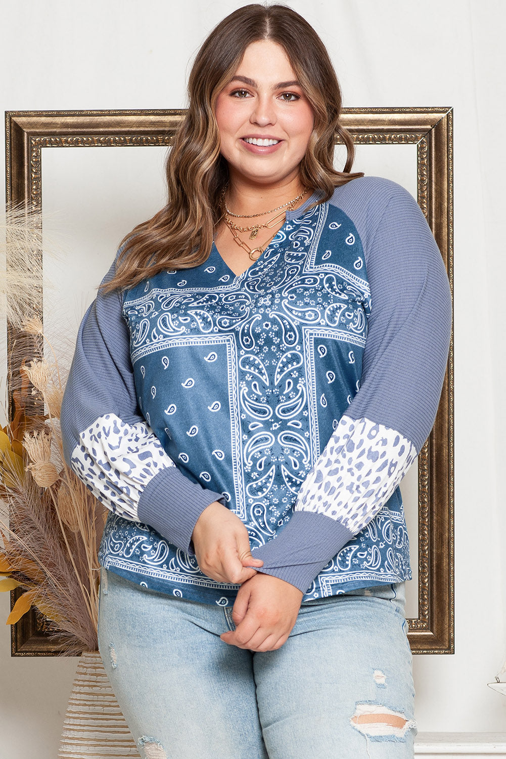 Plus Size V-Neck Printed Raglan Sleeve Blouse Trendsi