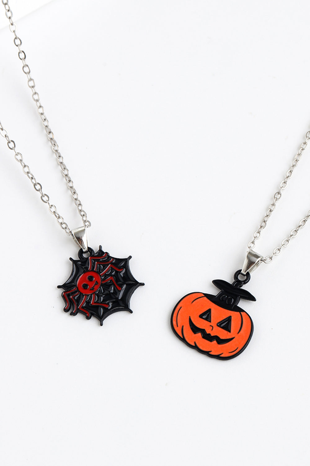Two-Piece Halloween Theme Necklace Set Trendsi