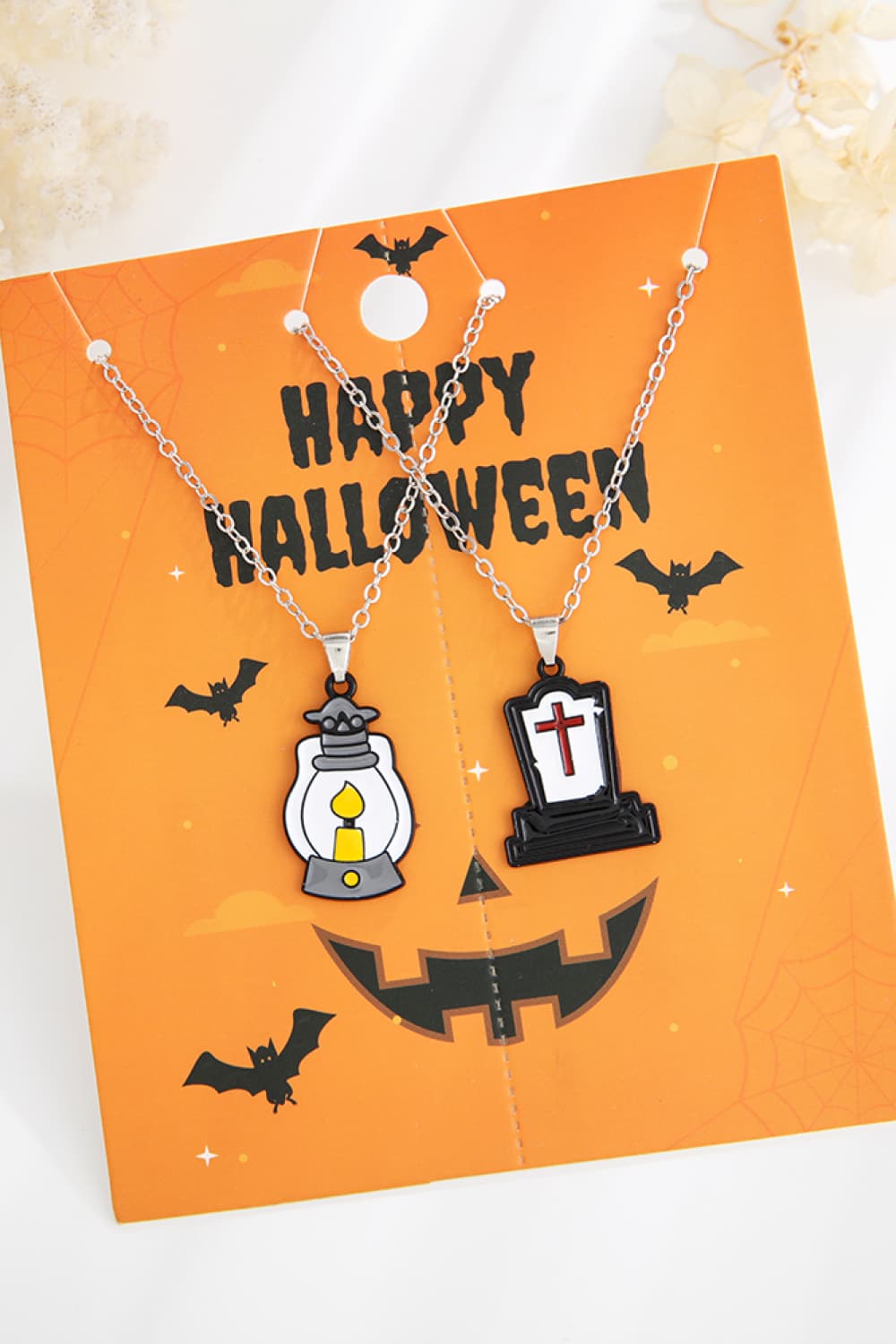 Two-Piece Halloween Theme Necklace Set Trendsi
