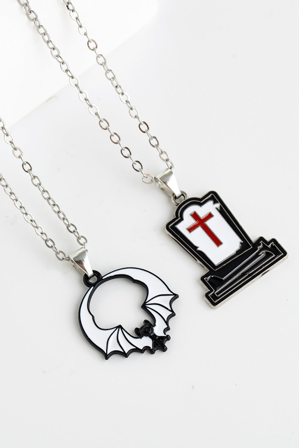 Two-Piece Halloween Theme Necklace Set Trendsi