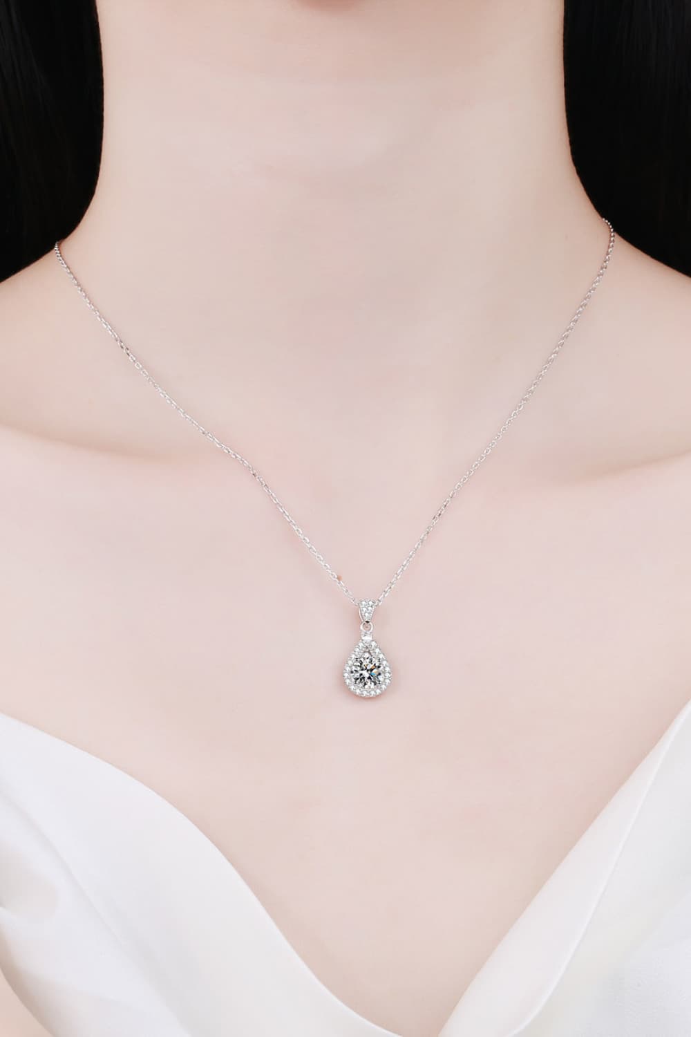 2 Carat Moissanite Teardrop Pendant 925 Sterling Silver Necklace Trendsi