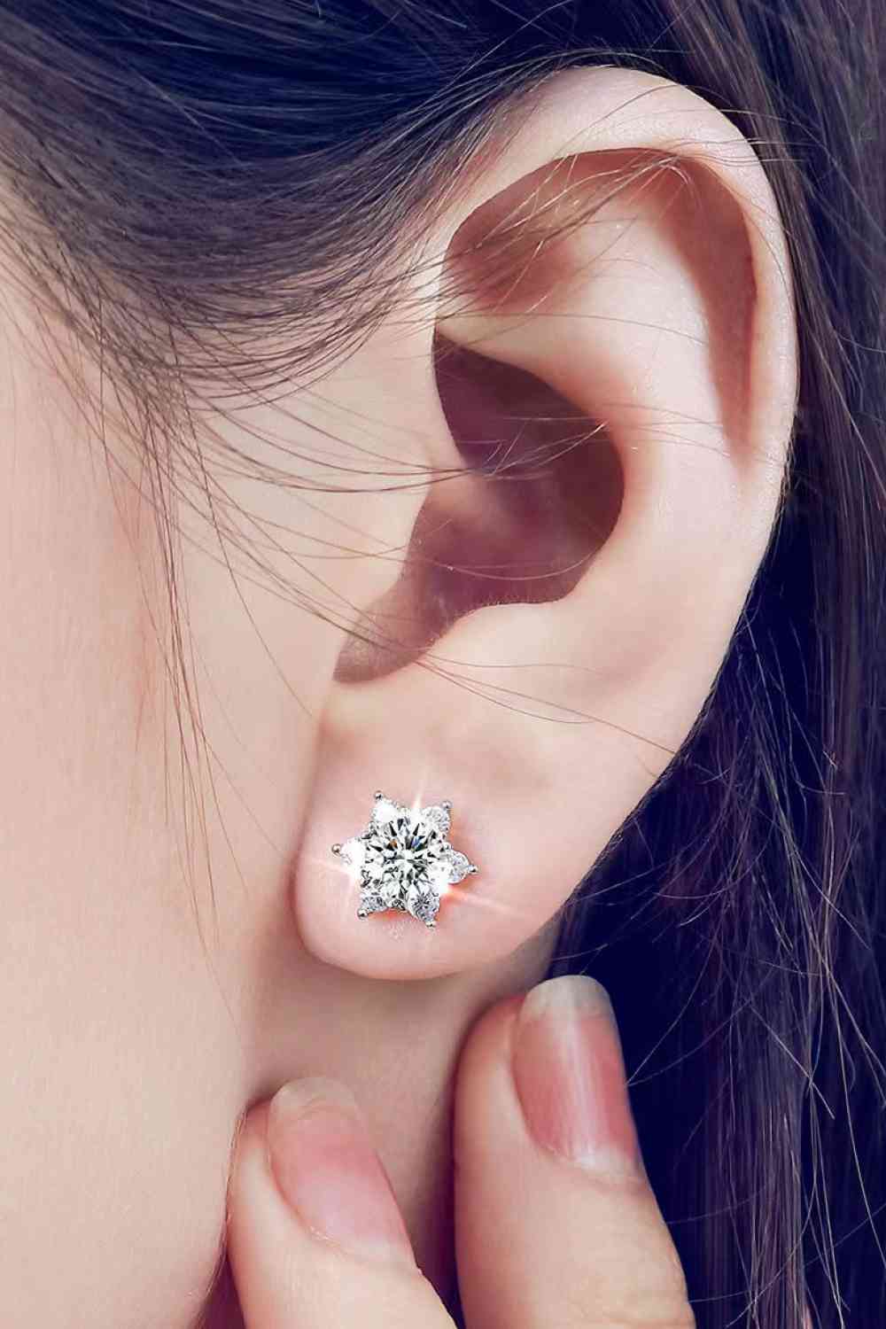 2 Carat Moissanite Floral Stud Earrings Trendsi