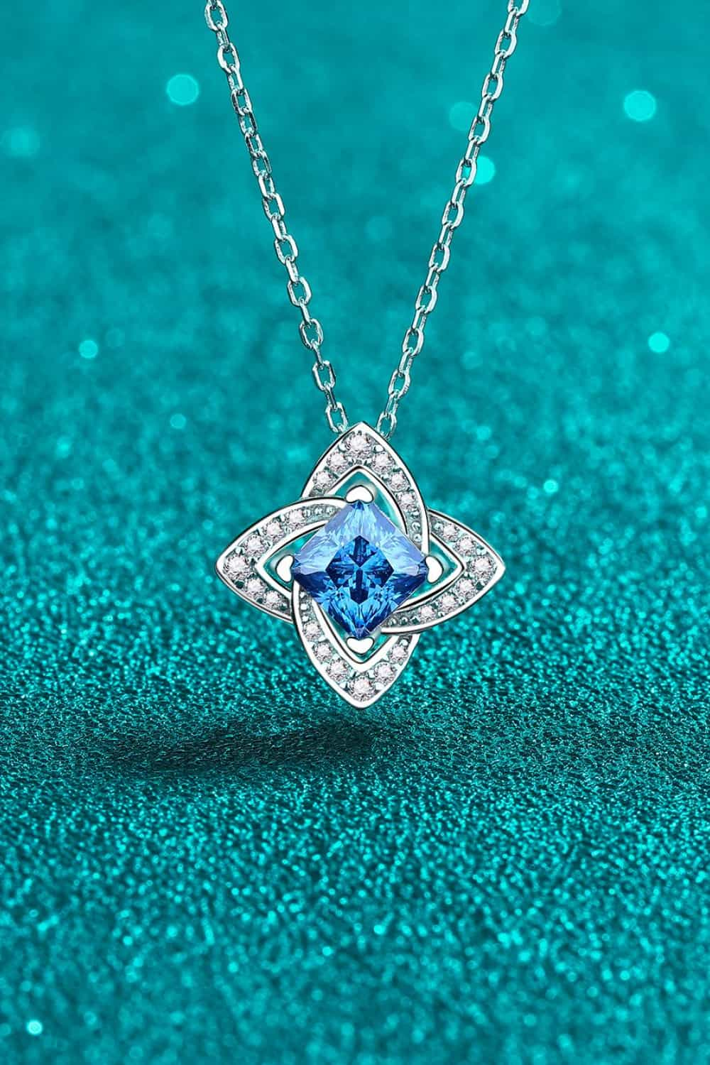 1 Carat Moissanite Floral Pendant Necklace Trendsi