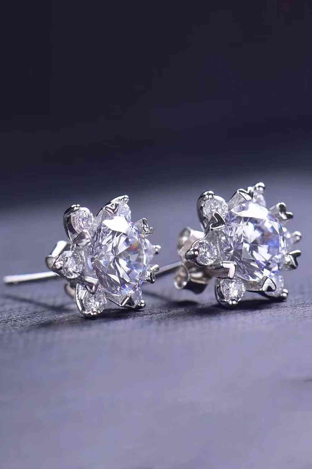 2 Carat Moissanite Floral Stud Earrings Trendsi